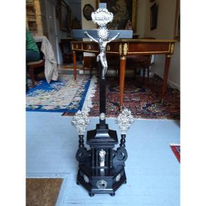 Crucifix In Ebony And Silver, Probably From Mechelen Around 1700